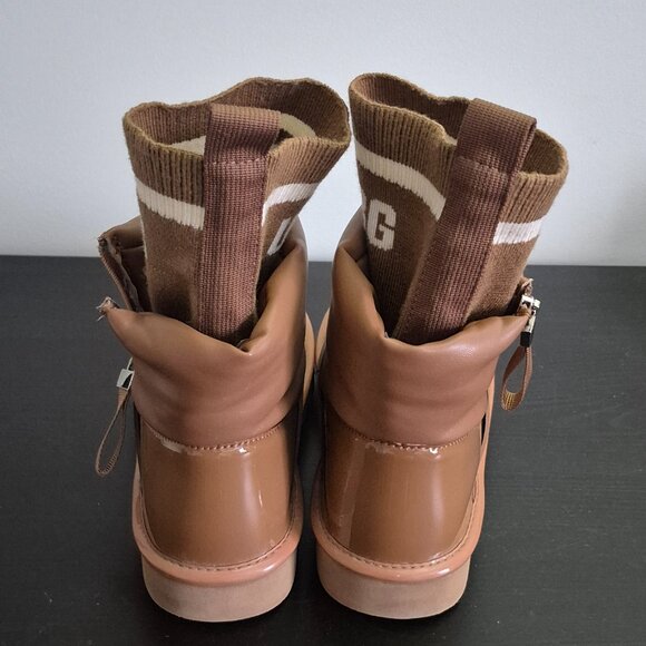 UGG cute mini boots perfect for winter - Picture 4 of 8